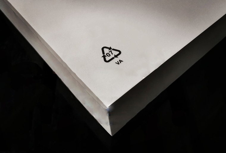 东升国际SP-8872宽幅喷码机在EVA上的应用